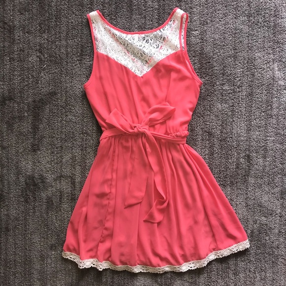 Margo & Sebastian Coral Midi Dress - Picture 6 of 8